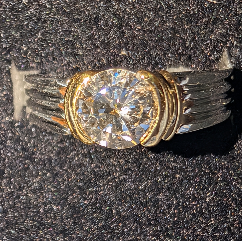 BRAND NEW W TAGS! Nearly Colorless, Flawless Almost 1 Ct In 18k And Platinum
